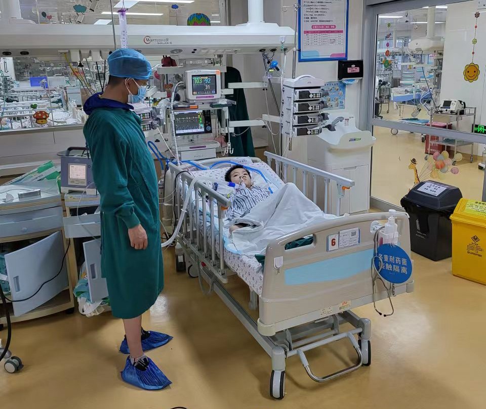 阳泉县跨省救护车出租公司