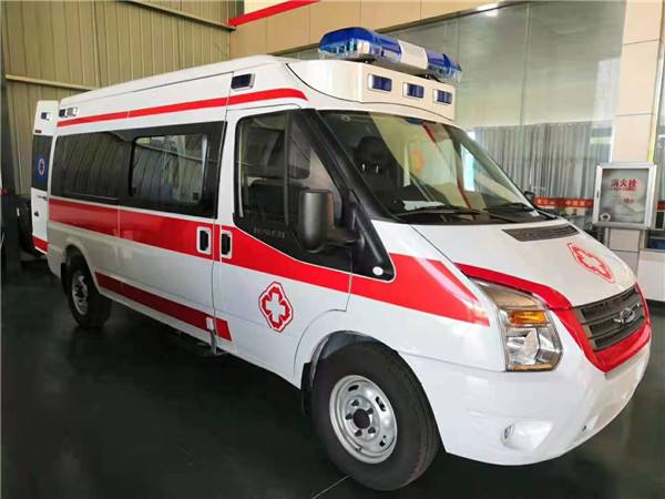 阳泉县福特V362救护车